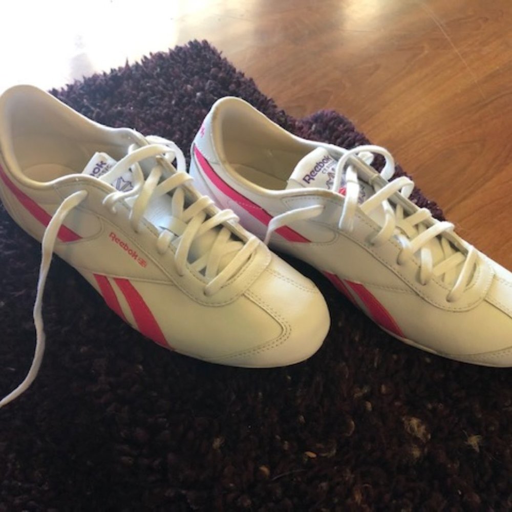 Reebok Tennis Shoes with Pink